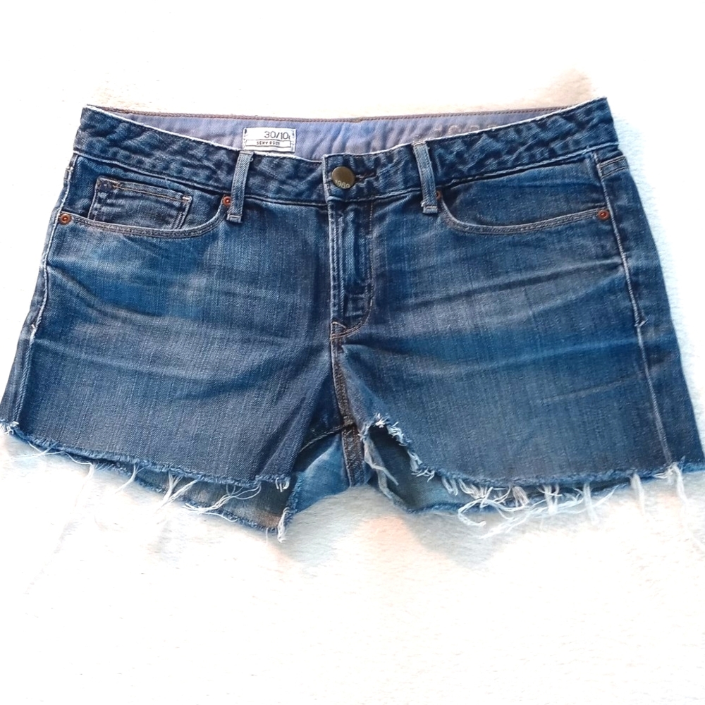 GAP Women's 1969 Denim Jean Frayed Cut Off Shorts 30